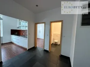 Pronájem bytu 3+1, Praha - Nusle, Na Pankráci, 90 m2