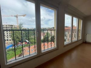 Pronájem atypického bytu, Praha - Nusle, Křesomyslova, 27 m2