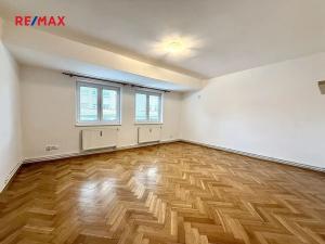 Pronájem bytu 2+1, Kladno, Vítězná, 63 m2