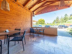 Prodej restaurace, Psáry, Pražská, 99 m2