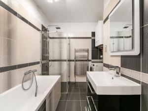 Prodej bytu 4+kk, Vochov, 81 m2