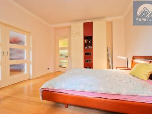 Prodej bytu 3+1, Praha - Dejvice, Mydlářka, 105 m2