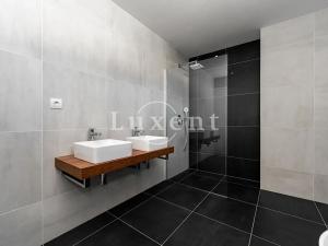 Prodej rodinného domu, Velké Popovice, Malostranská, 350 m2