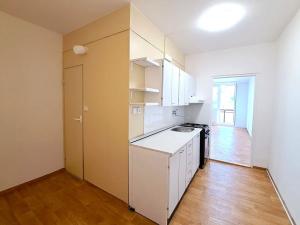 Prodej bytu 1+kk, Zlín, Družstevní, 35 m2
