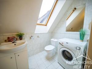 Prodej bytu 1+kk, Kutná Hora, Václavské náměstí, 36 m2