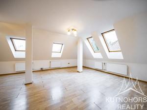 Prodej bytu 2+kk, Kutná Hora, Václavské náměstí, 55 m2