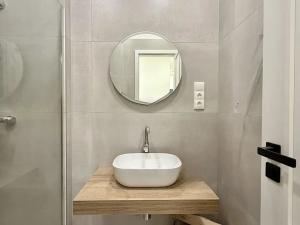 Prodej bytu 2+kk, Praha - Vršovice, Oblouková, 58 m2