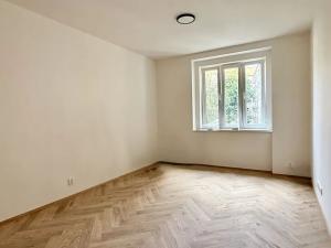 Prodej bytu 2+kk, Praha - Vršovice, Oblouková, 58 m2