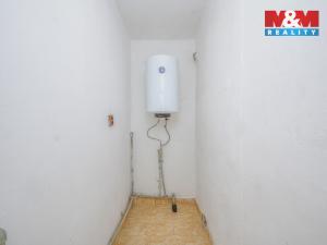 Prodej rodinného domu, Krakovany, 780 m2