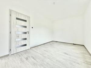 Pronájem bytu 4+1, Ústí nad Labem - Krásné Březno, Žežická, 81 m2