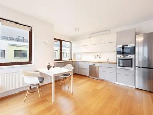 Pronájem bytu 3+kk, Praha - Dolní Chabry, K Beranovu, 90 m2