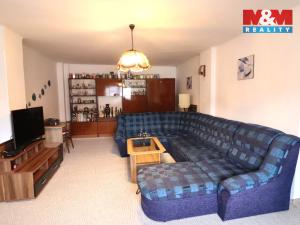 Prodej rodinného domu, Velemyšleves - Truzenice, 400 m2
