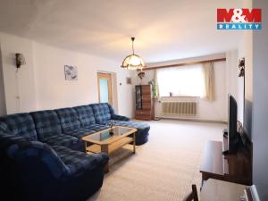 Prodej rodinného domu, Velemyšleves - Truzenice, 400 m2
