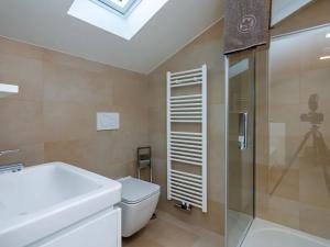 Pronájem bytu 2+kk, Průhonice, Chrpová, 64 m2