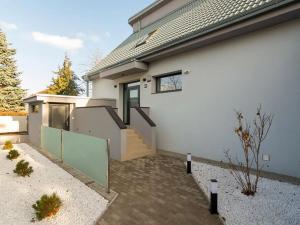 Pronájem bytu 2+kk, Průhonice, Chrpová, 64 m2
