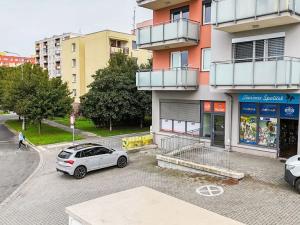 Prodej obchodního prostoru, Olomouc, Družební, 102 m2