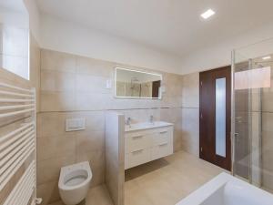 Prodej rodinného domu, Čehovice, 120 m2