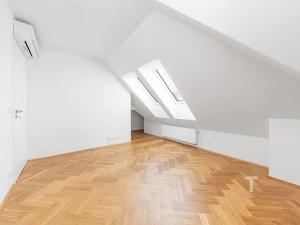 Prodej bytu 5+kk, Praha - Vinohrady, Hradešínská, 176 m2