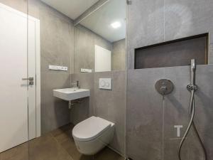 Prodej bytu 5+kk, Praha - Vinohrady, Hradešínská, 176 m2