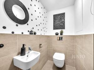 Prodej bytu 3+kk, Praha - Uhříněves, Oty Bubeníčka, 80 m2
