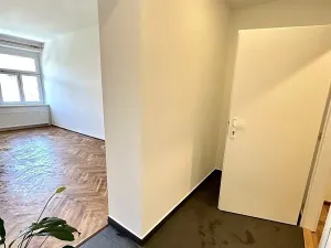Pronájem bytu 2+kk, Praha - Žižkov, Křivá, 75 m2