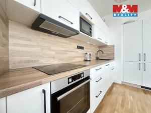 Pronájem bytu 2+kk, Praha - Hlubočepy, Benešova, 50 m2