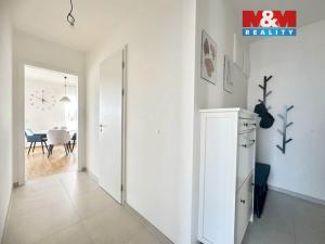 Pronájem bytu 2+kk, Praha - Hlubočepy, Benešova, 50 m2