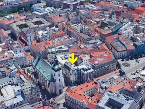 Pronájem kanceláře, Brno, Jakubské náměstí, 79 m2