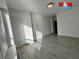 Pronájem bytu 3+kk, Pardubice - Zelené Předměstí, Pod Vinicí, 76 m2