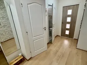 Pronájem bytu 3+1, Praha, Novodvorská, 76 m2