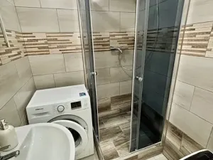 Pronájem bytu 3+1, Praha, Novodvorská, 76 m2