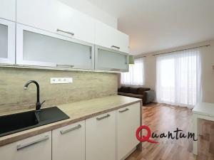 Pronájem bytu 2+kk, Praha - Kyje, Farkašova, 48 m2