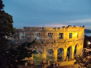 Prodej bytu 4+kk, Pula, Chorvatsko, Palazzine, 99 m2