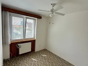 Pronájem kanceláře, Plzeň, Na Výsluní, 170 m2