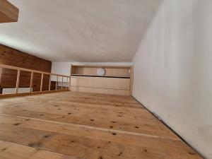 Pronájem bytu 1+kk, Praha - Košíře, Pod Kavalírkou, 26 m2