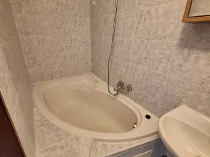 Pronájem bytu 1+kk, Praha - Košíře, Pod Kavalírkou, 26 m2