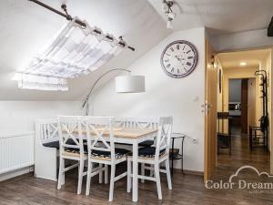 Pronájem bytu 4+kk, Benešov, Ladova, 102 m2