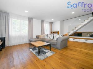 Prodej bytu 6+kk a větší, Dýšina, 17. listopadu, 209 m2