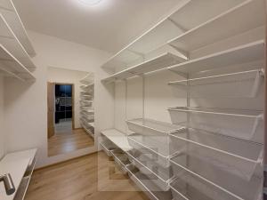 Pronájem bytu 2+kk, Horoměřice, Velvarská, 53 m2