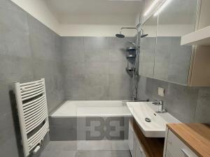 Pronájem bytu 2+kk, Horoměřice, Velvarská, 53 m2