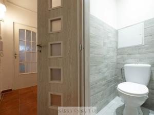 Prodej bytu 3+1, Praha - Petrovice, Frostova, 71 m2