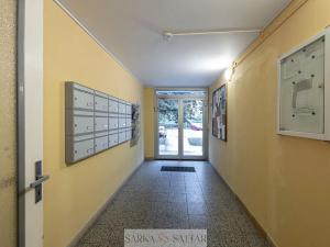 Prodej bytu 3+1, Praha - Petrovice, Frostova, 71 m2