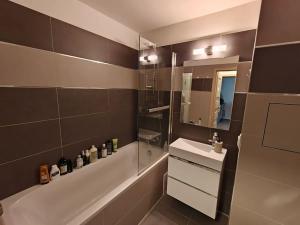 Pronájem bytu 2+kk, Praha - Michle, Na líše, 42 m2