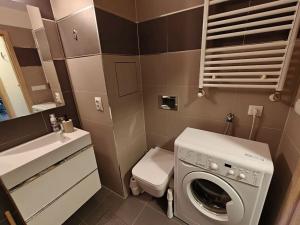 Pronájem bytu 2+kk, Praha - Michle, Na líše, 42 m2