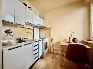 Prodej bytu 2+1, Frýdek-Místek, Lesní, 47 m2
