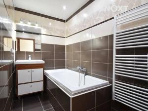 Pronájem bytu 2+1, Hodonín, Lesní, 57 m2