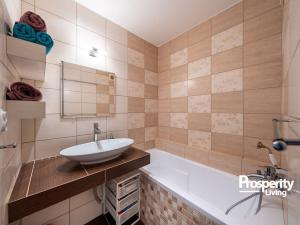 Prodej bytu 3+1, Ústí nad Labem - Severní Terasa, Brandtova, 80 m2