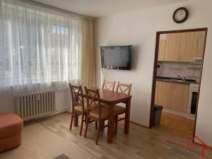 Pronájem bytu 1+1, Zlín, Mokrá II, 34 m2