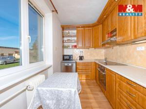 Prodej bytu 3+1, Velká Jesenice, 140 m2