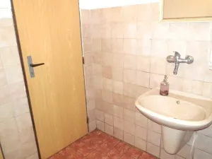 Prodej komerční nemovitosti, Valašské Klobouky, 467 m2